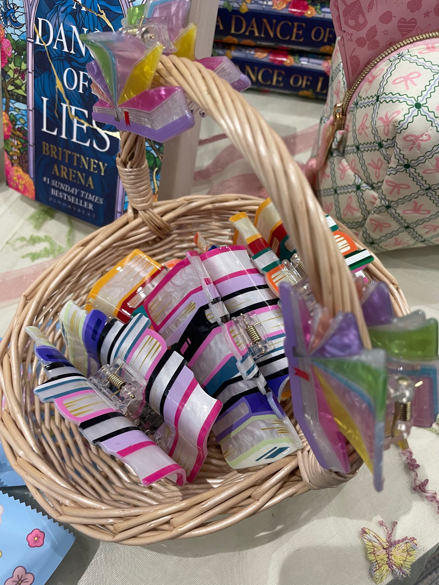 Book hair clip