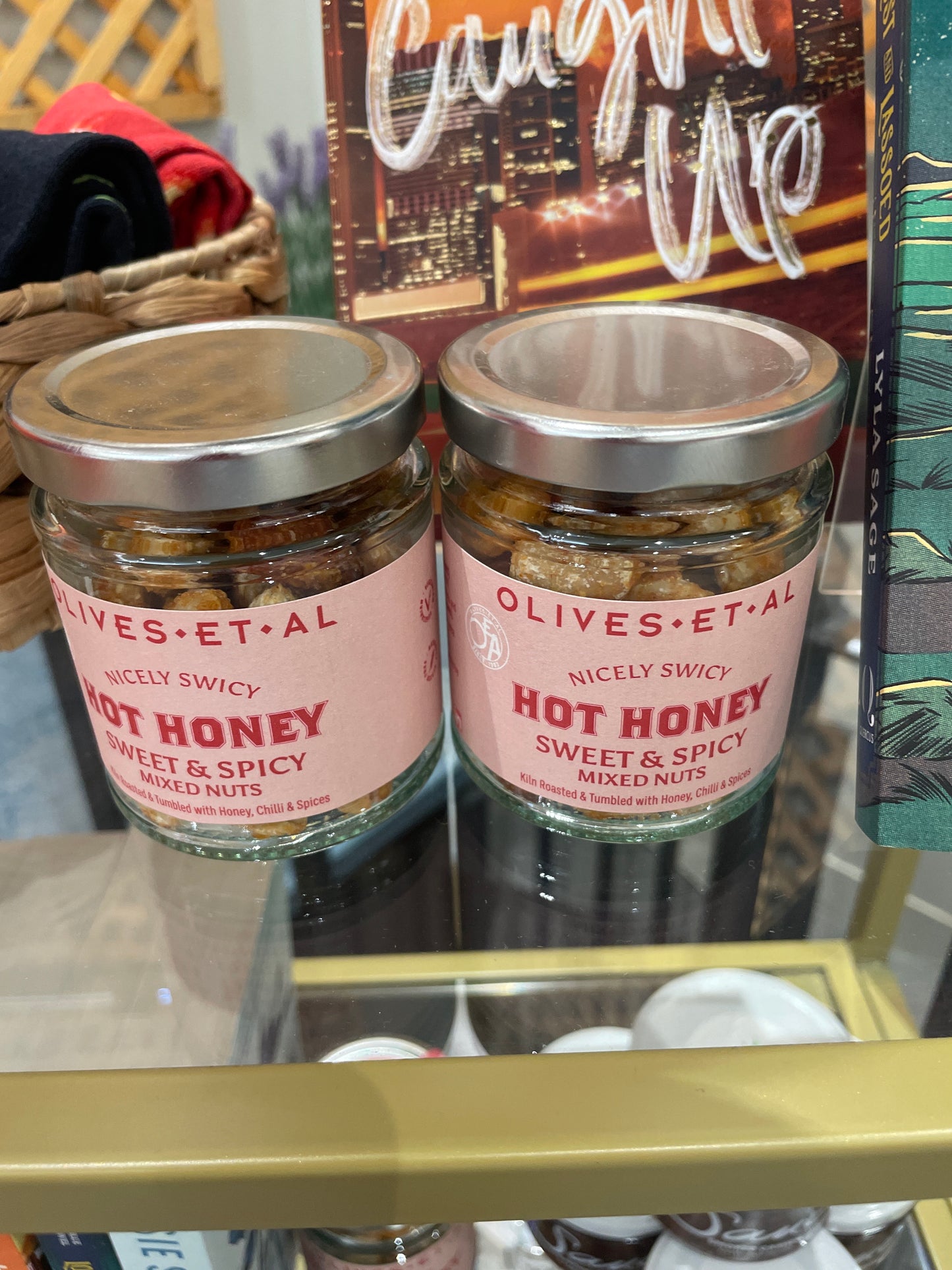 Hot honey nuts