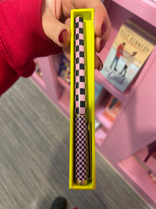 Papier checkered pen